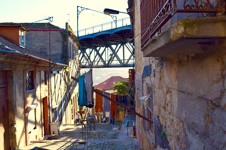 street-porto-sintra-portugal