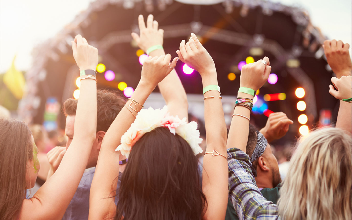 How to Survive Europe's Music Festivals 2017 StudentUniverse Blog