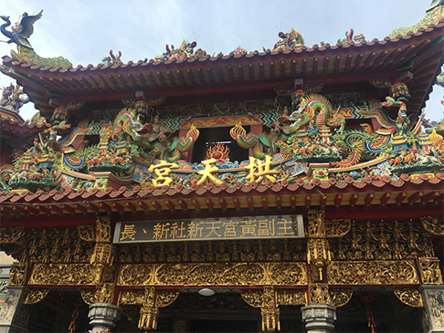 cycling-in-taiwan-temple