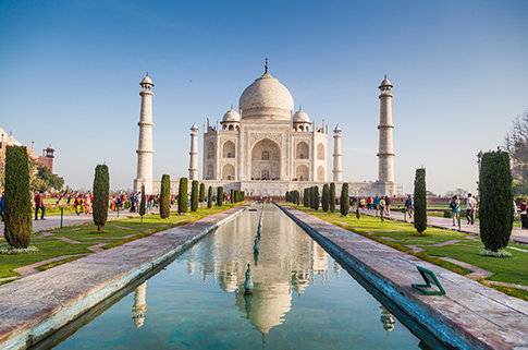 taj-mahal-places-to-visit-before-you're-30