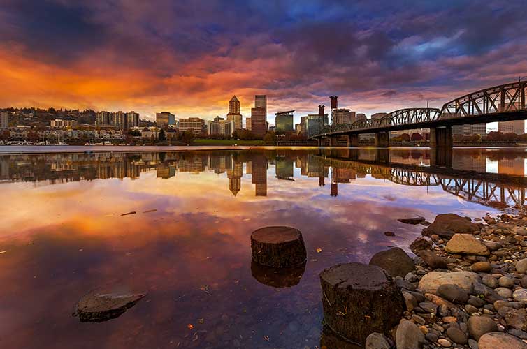 Portland, Oregon skyline in the pacific northwest: a great weekend getaway spot.