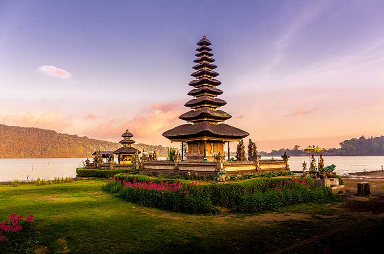 cheap things to do in bali
