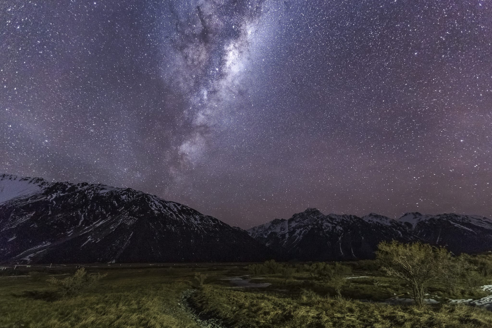 Новая зеландия звезды. Аораки Маккензи, новая Зеландия. Aoraki Mackenzie International Dark Sky Reserve, новая Зеландия. Млечный путь Маунт-Кук. Млечный путь в новой Зеландии.
